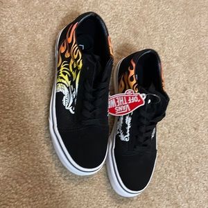 Boys vans never worn